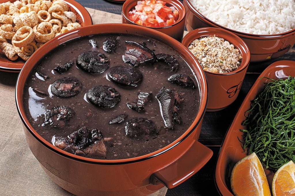 a historia da feijoada, a origem da feijoada