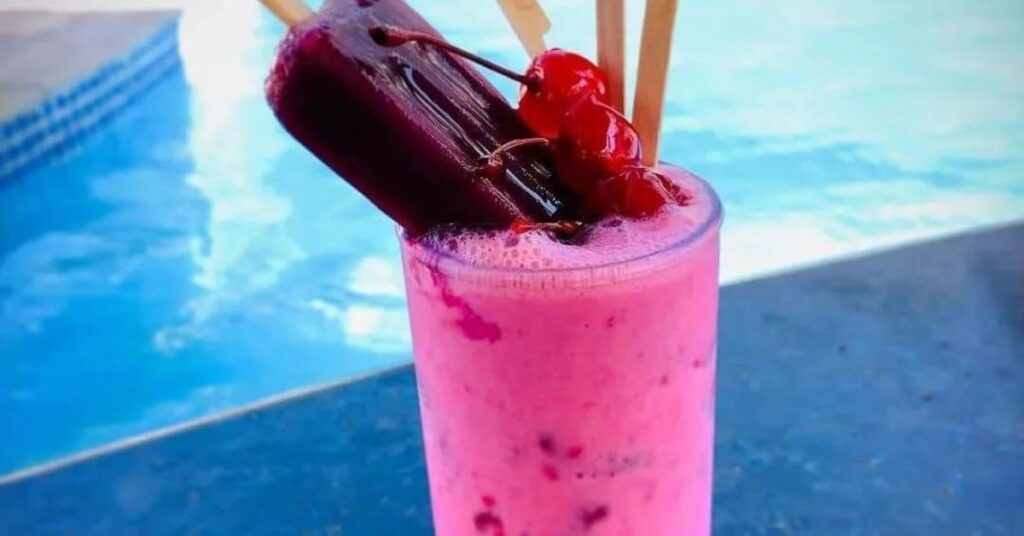 Drink de Frutas Vermelhas Sem Álcool com Picolé